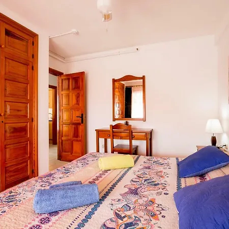 Апартаменты Apartamento Las Americas Family Garden Плая-де-лас-Америкас